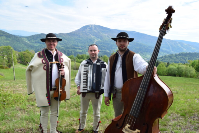 Folk Kapela – GÓRALSKA HORA – kapela ze Szczyrku